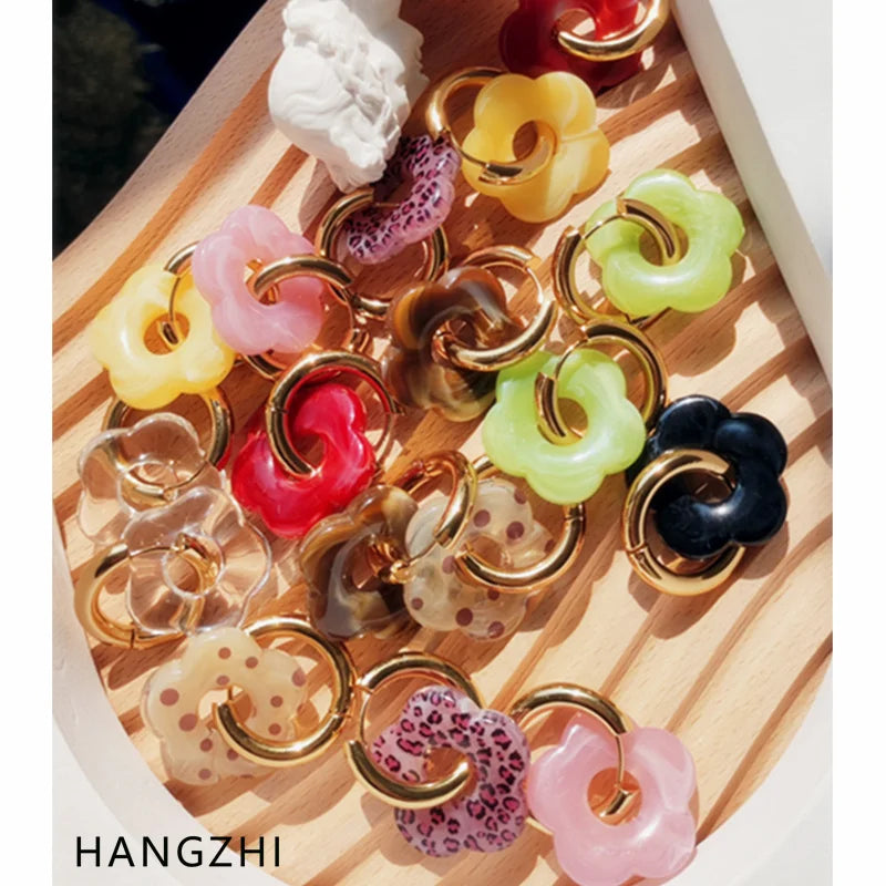 HANGZHI New Acrylic Resin Color Flower Gold Color Stainless Steel Circle Hoop Earrings Fashion Party Jewelry for Women Lady 2021