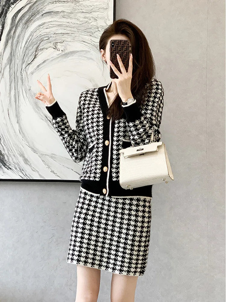 Small Fragrance Women's Knitted Sets Vintage Plaid V-Neck Cardigan Sweater + Mini Skirt Suits Female Casual Autumn Clothing