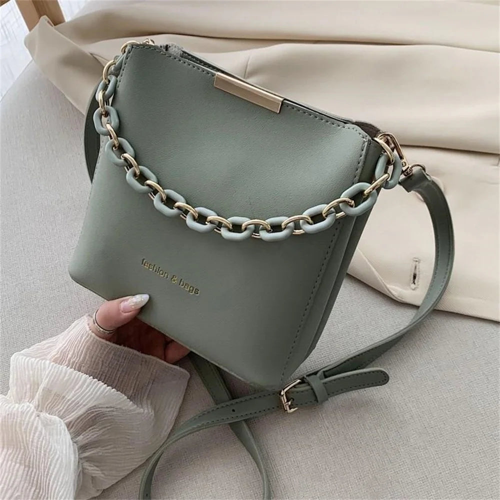 Leisure White Bucket Luxury Handbag for Women Fashion Chain Bag Versatile Crossbody Shoulder Bags Ladies Small Square Bag Totes