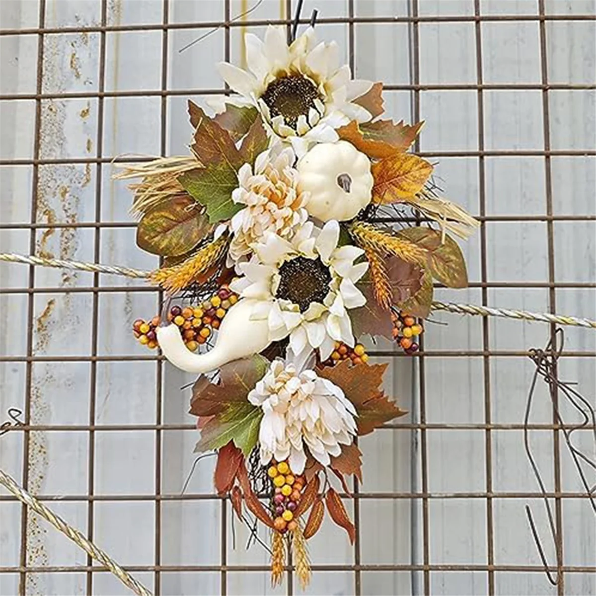 Artificial Pumpkins Wreaths White Sunflower Autumn Wreath with Leaves Flower Fall Door Garland Thanksgiving Theme