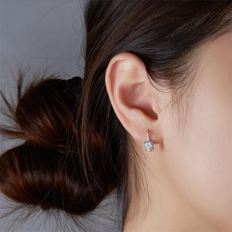 CAOSHI Simple Style Stylish Hoop Earrings Lady Everyday Wearable Jewelry with Shiny Zirconia Silver Color Accessories for Women