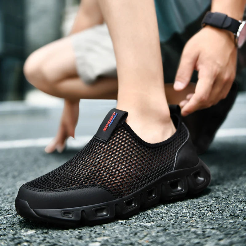 Men Aqua Shoes Outdoor Breathable Beach Shoes Lightweight Quick-drying Wading Shoes Sport Water Camping Sneakers Shoes Size 48