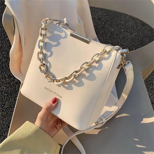 Leisure White Bucket Luxury Handbag for Women Fashion Chain Bag Versatile Crossbody Shoulder Bags Ladies Small Square Bag Totes