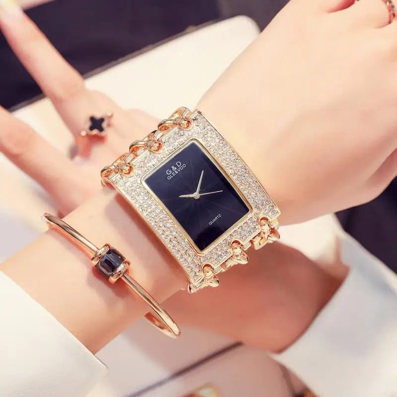 G&D New Casual Fashion Women Bracelet Watch For Three Chain Stainless Steel Diamond Rhinestone Quartz Ladies Wrist Watch 2023