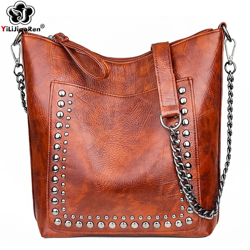 Retro Rivet Shoulder Bag Chain Crossbody Bags for Women Luxury Leather Messenger Bag Women Large Handbag Lady Bolsas De Mujer