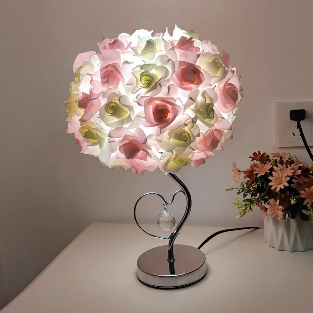 2023 New Rose Table Lamp Pastoral Style Heart Crystal Bedside Lamps For Bedroom Room Decor Girls Gifts Decorative Nightlight