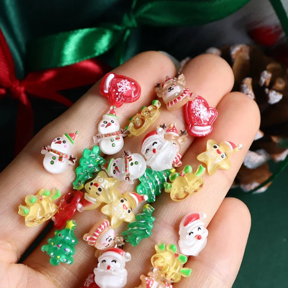 30 pcs/bag Christmas Resin Filling Accessories Cute Santa Claus Snowman Deer Tree Flatback Holiday Decoration DIY Crafts Making