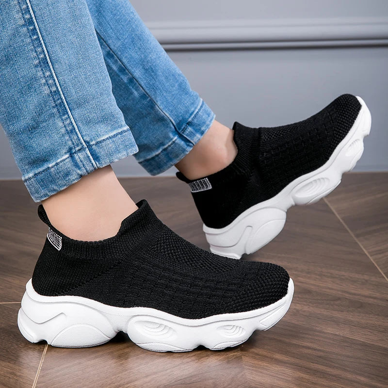 2024 Children Sneakers for Boys Mesh Breathable Running Sports Shoes Kids Girls Flat Casual Shoes Fashion  Knitted Running Shoes