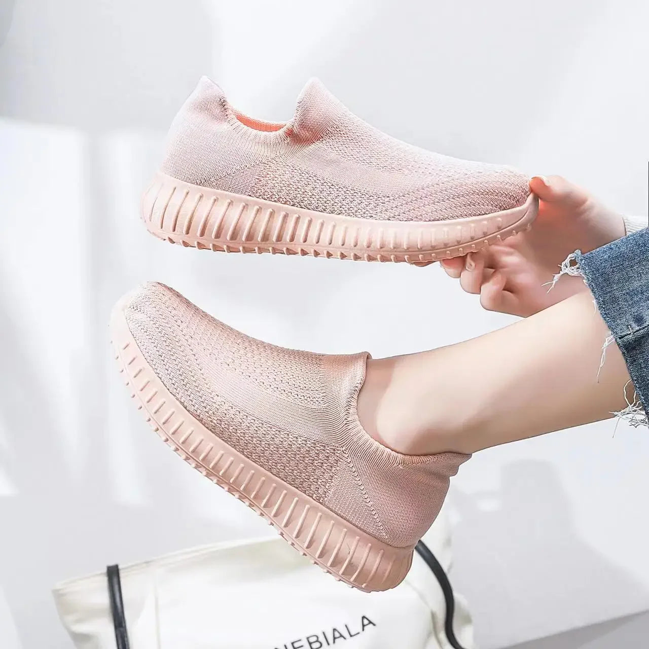 Sports Mesh Breathable Flat Athletic Sneakers Female Footwear Low Women's Shoes Pink Slip on New Arrival 2024 Spring Original In