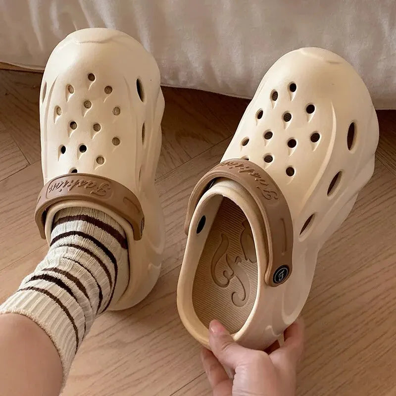 Dongdong Shoes Women's Summer Outwear Trendy Thick Sole Anti Slip 2024 New Beach Baotou Sandals Women's ZYT2426