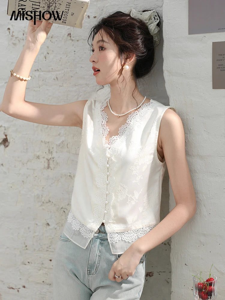 MISHOW Spliced Lace Jacquard Vest Women 2024 Summer French V-neck Sleeveless Pullover Pearl Button Tops Office Lady MXD26X1557