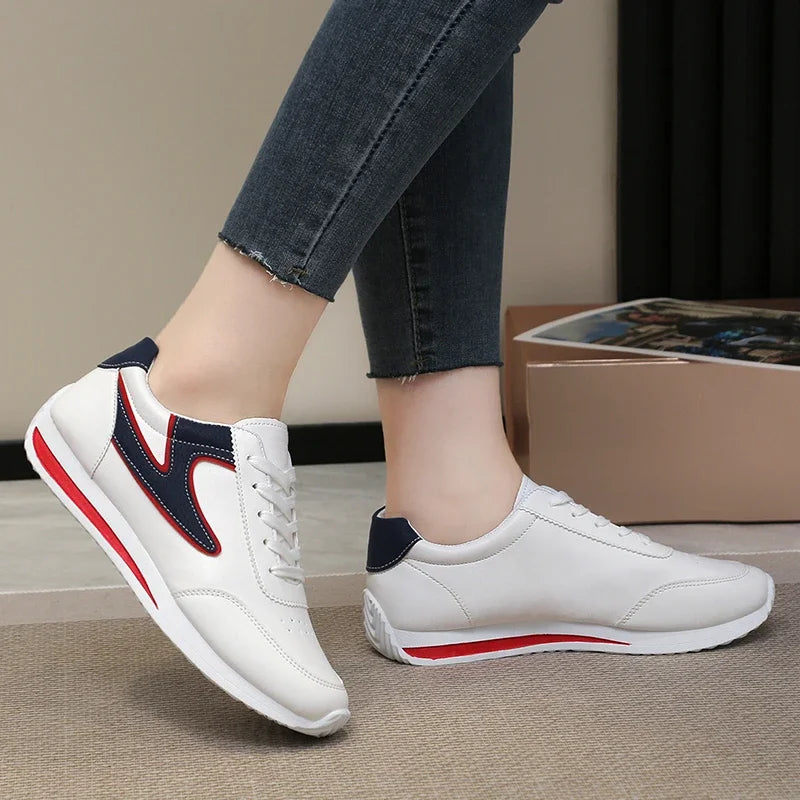 Sneakers Women New Sports Shoes Women's Small White Shoes Fashion Comfort Sneakers All-match Lightweight Casual Running Shoes