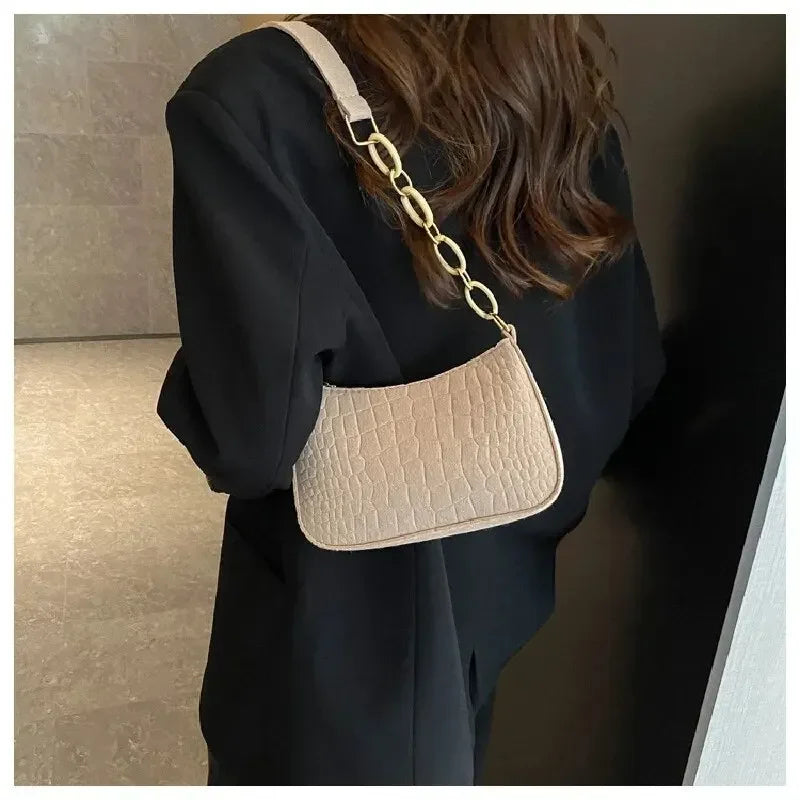 New Lady Felt Armpit Design Luxury Tote Released Fashion Ladies Handbag Under Crescent Small Square Bag Fashion Messenger Bag