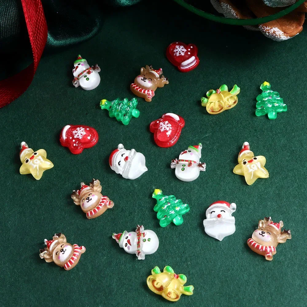 30 pcs/bag Christmas Resin Filling Accessories Cute Santa Claus Snowman Deer Tree Flatback Holiday Decoration DIY Crafts Making