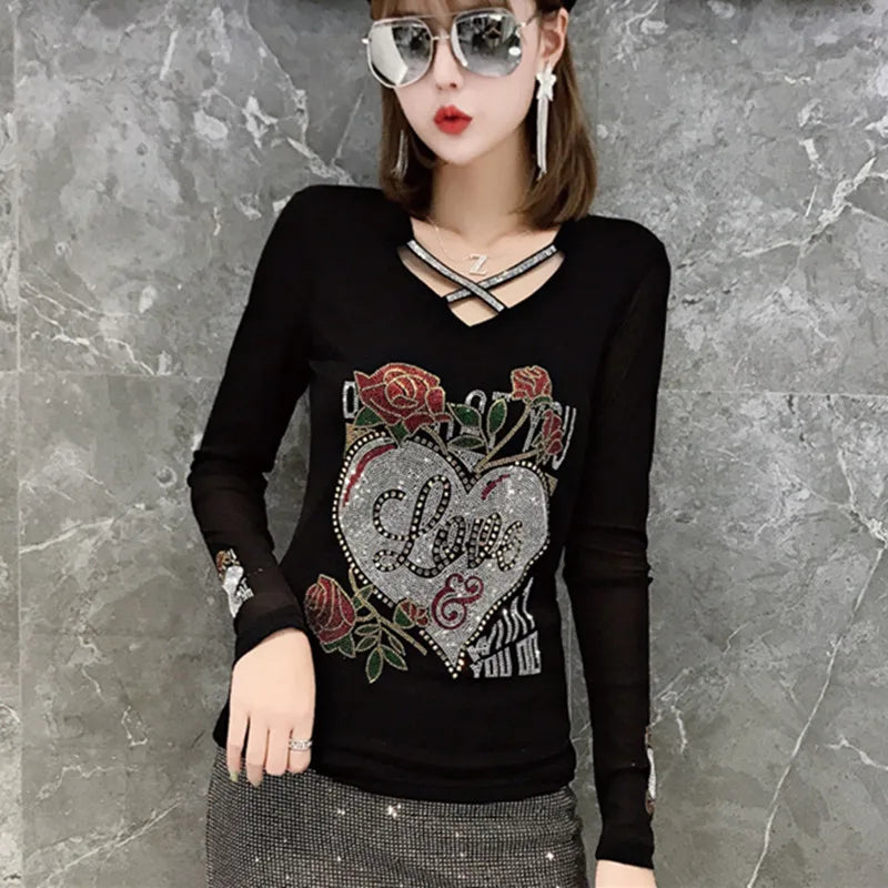 New Fashion Autumn European T-Shirt Clothes Women Chic Sexy Shiny Rose Diamonds Tops Long Sleeve Bottoming Shirt Tees Blouse