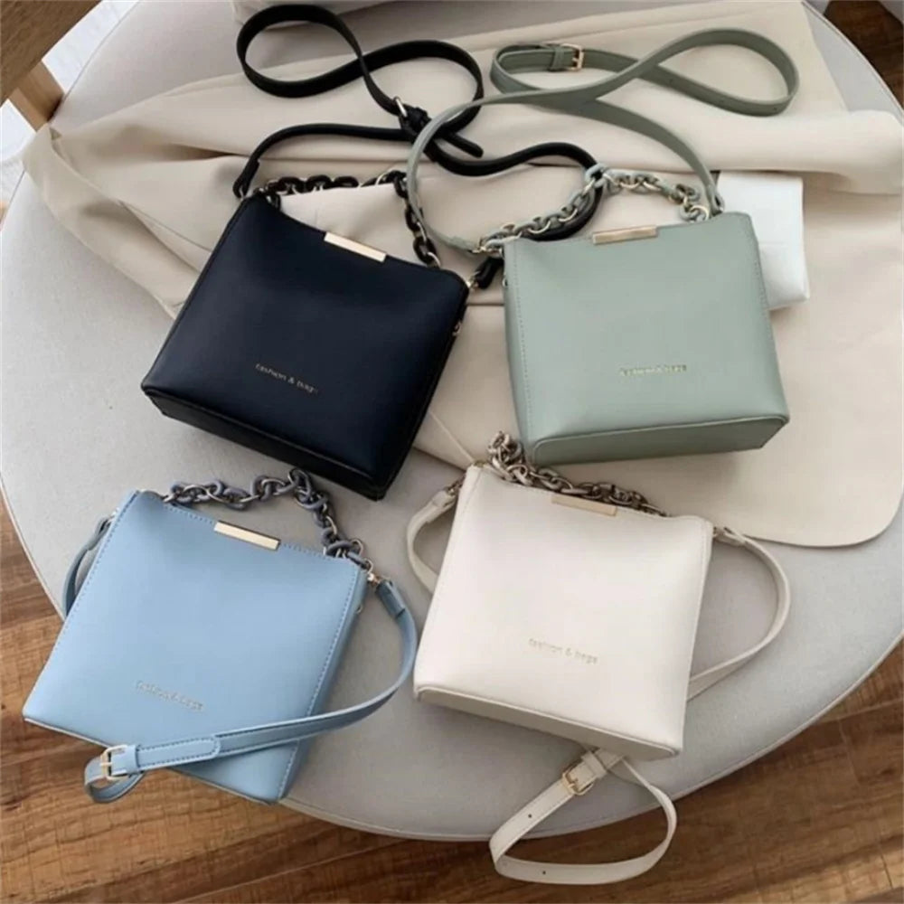 Leisure White Bucket Luxury Handbag for Women Fashion Chain Bag Versatile Crossbody Shoulder Bags Ladies Small Square Bag Totes