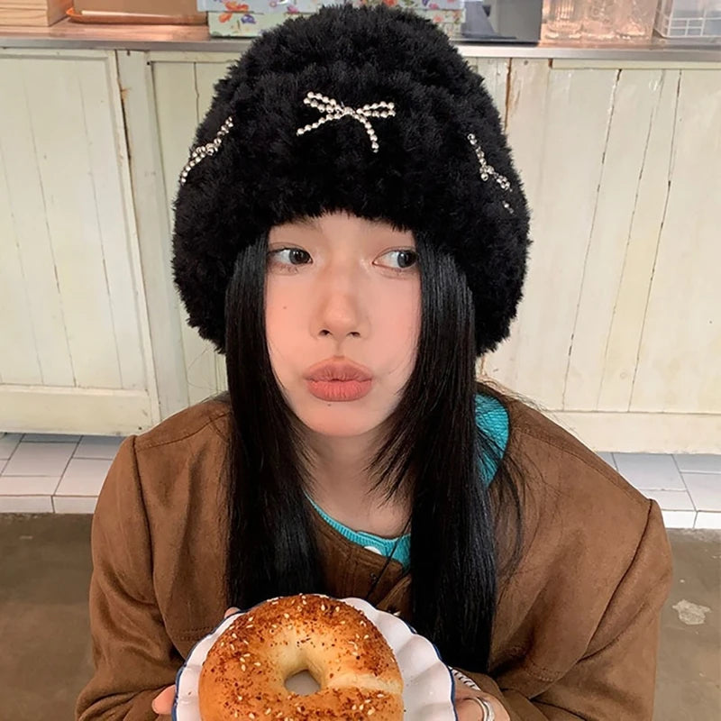 Women Girl Slouchy Beanie with Metal Bowknot Decals Adult Teen Winter Plush Thicken Windproof Hat Cold Weather Skiing Riding Cap
