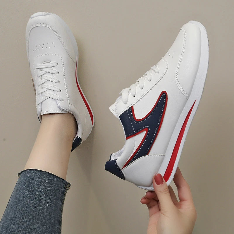 Sneakers Women New Sports Shoes Women's Small White Shoes Fashion Comfort Sneakers All-match Lightweight Casual Running Shoes