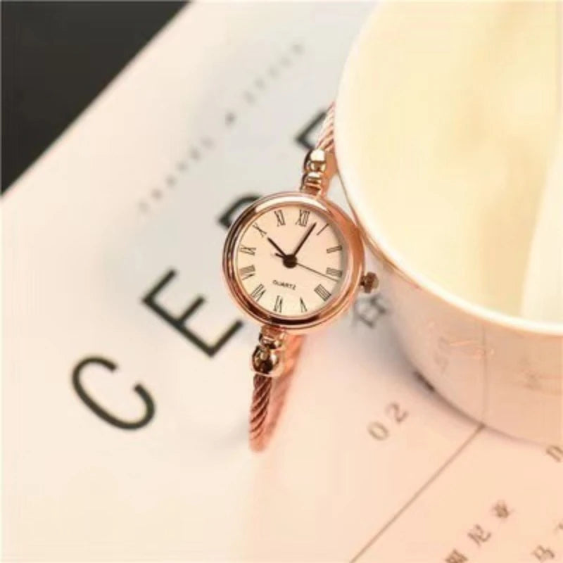 Small Gold Bangle Bracelet Luxury Watch Stainless Steel Retro Ladies Quartz Wristwatches Fashion Casual Thin Chain Watches